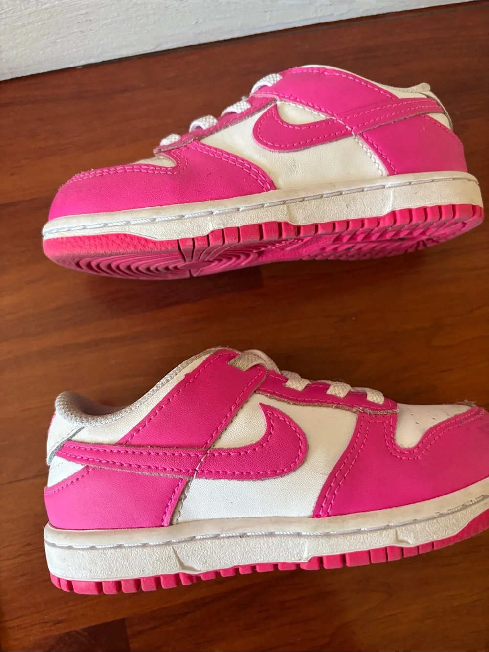 Nike Kids Pink and White Low-Top Sneakers